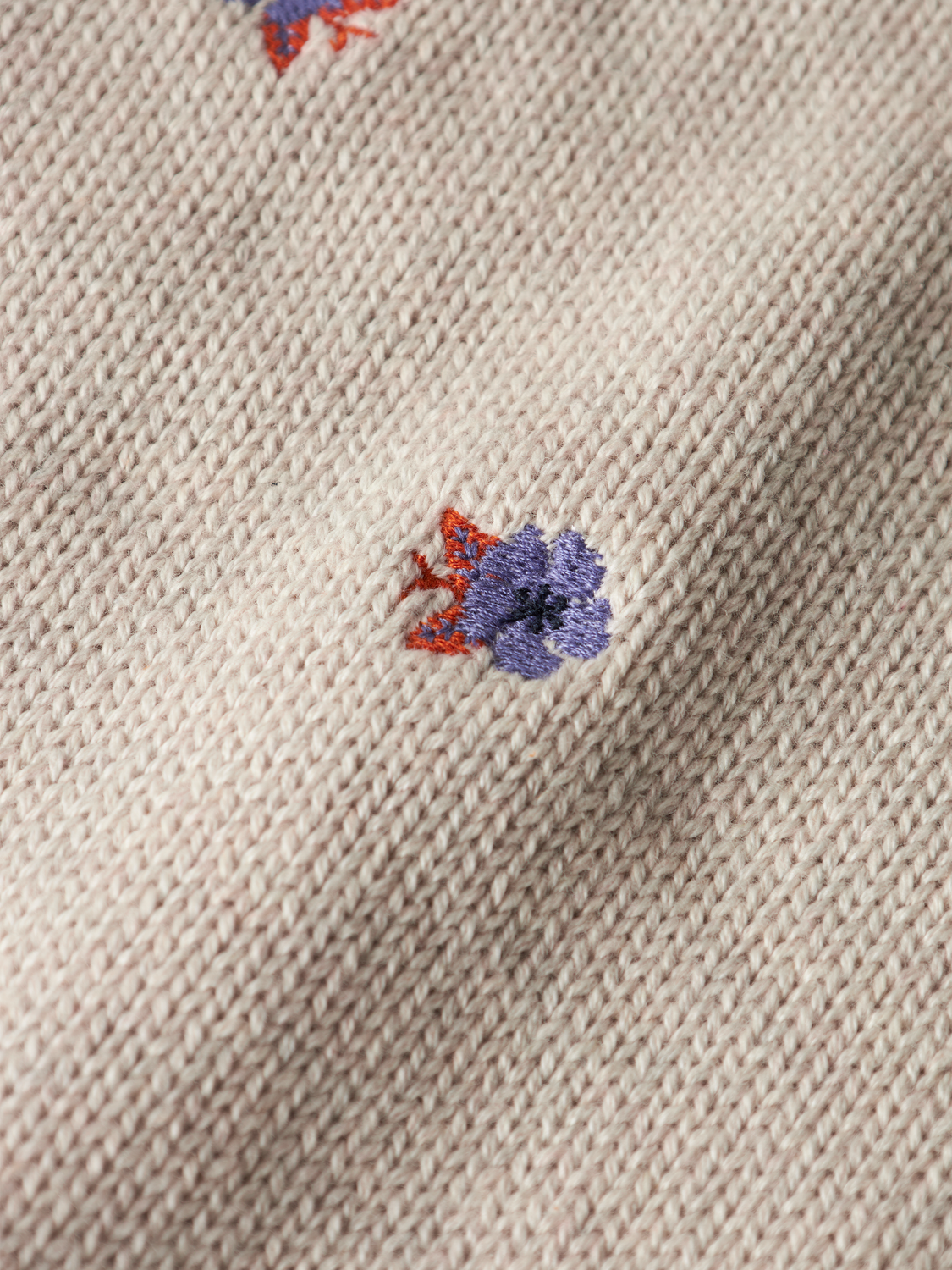 model_shot-front_full